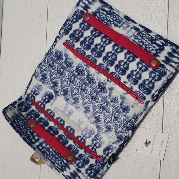 Moonday collection boho multicolor trifold clutch - Picture 3 of 4